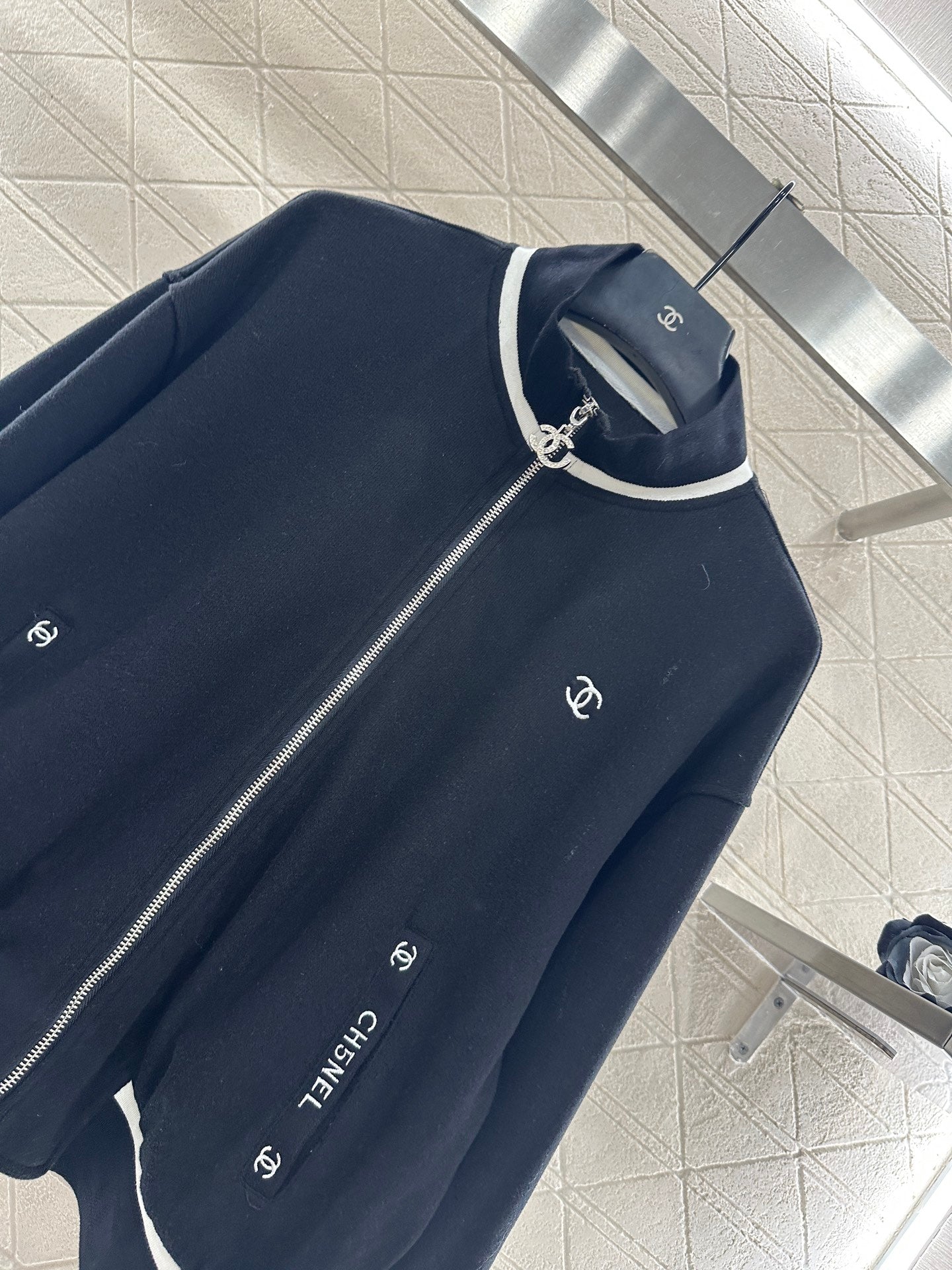 C 25 Casual jacket + trousers set