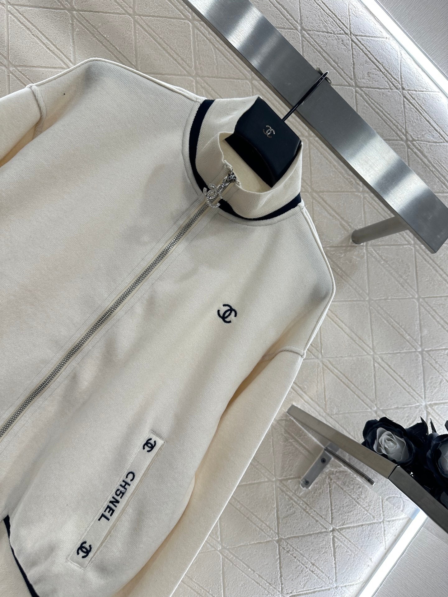 C 25 Casual jacket + trousers set