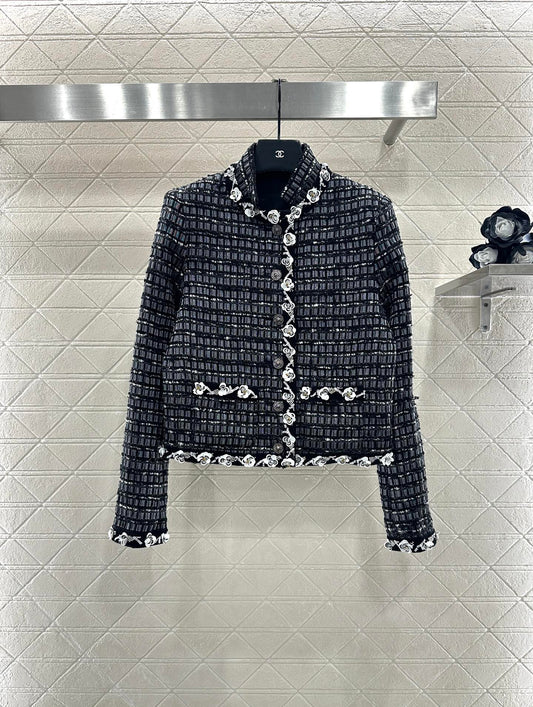 C 25 Beaded sequined edging jacket