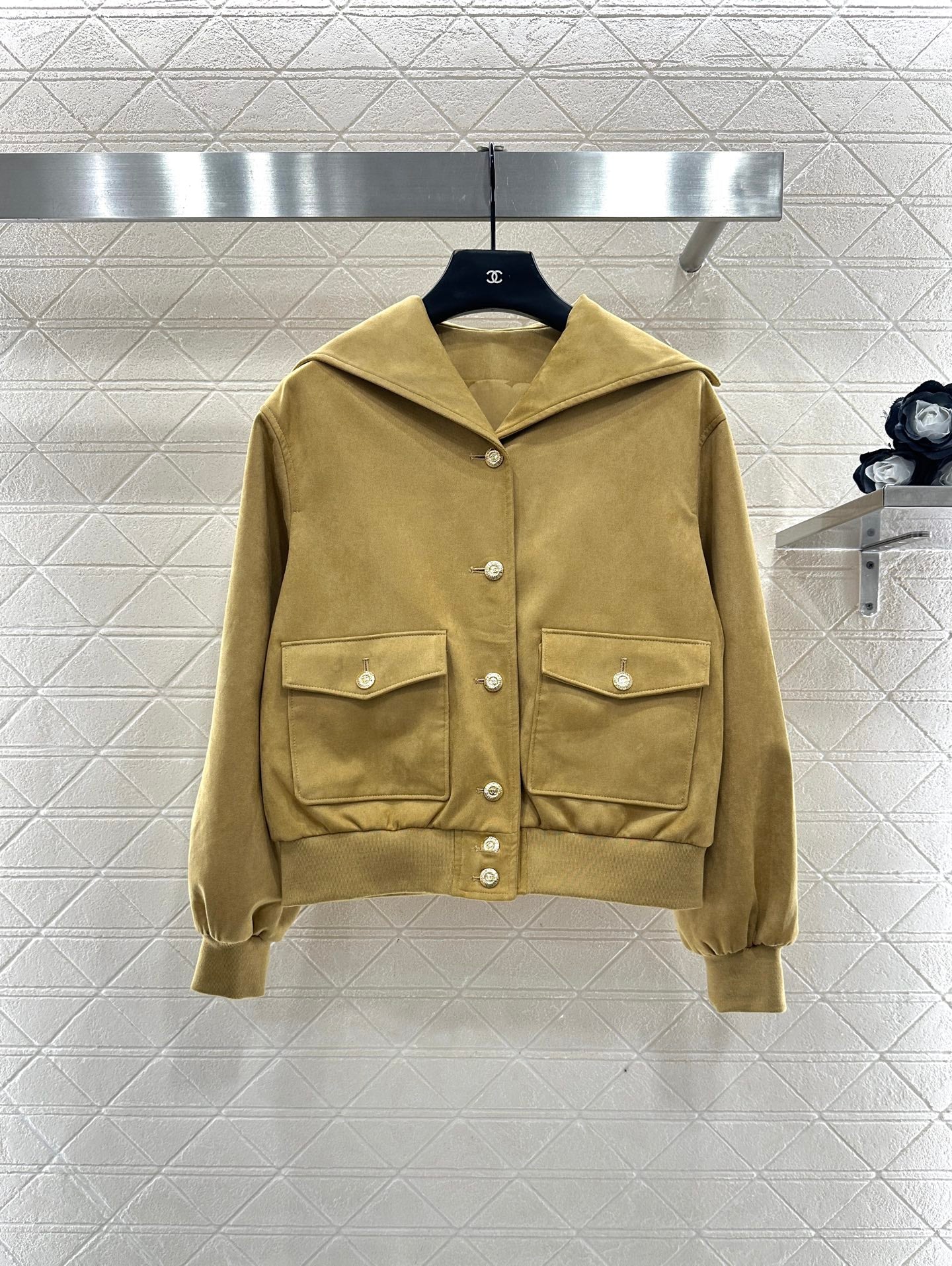 C 25 Lapel suede jacket