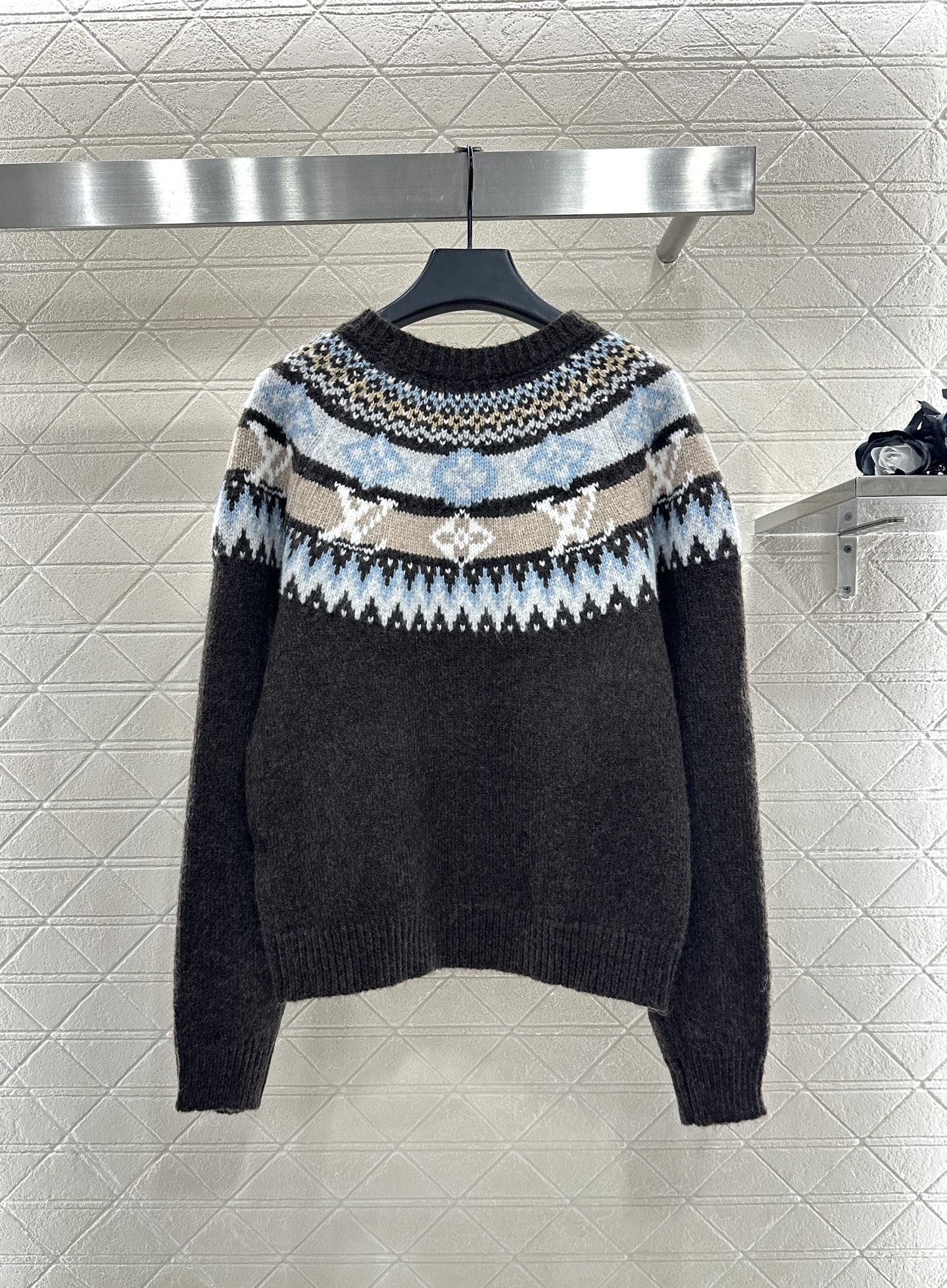 L 25 Crochet Crewneck Alpaca Sweater Ski Collection