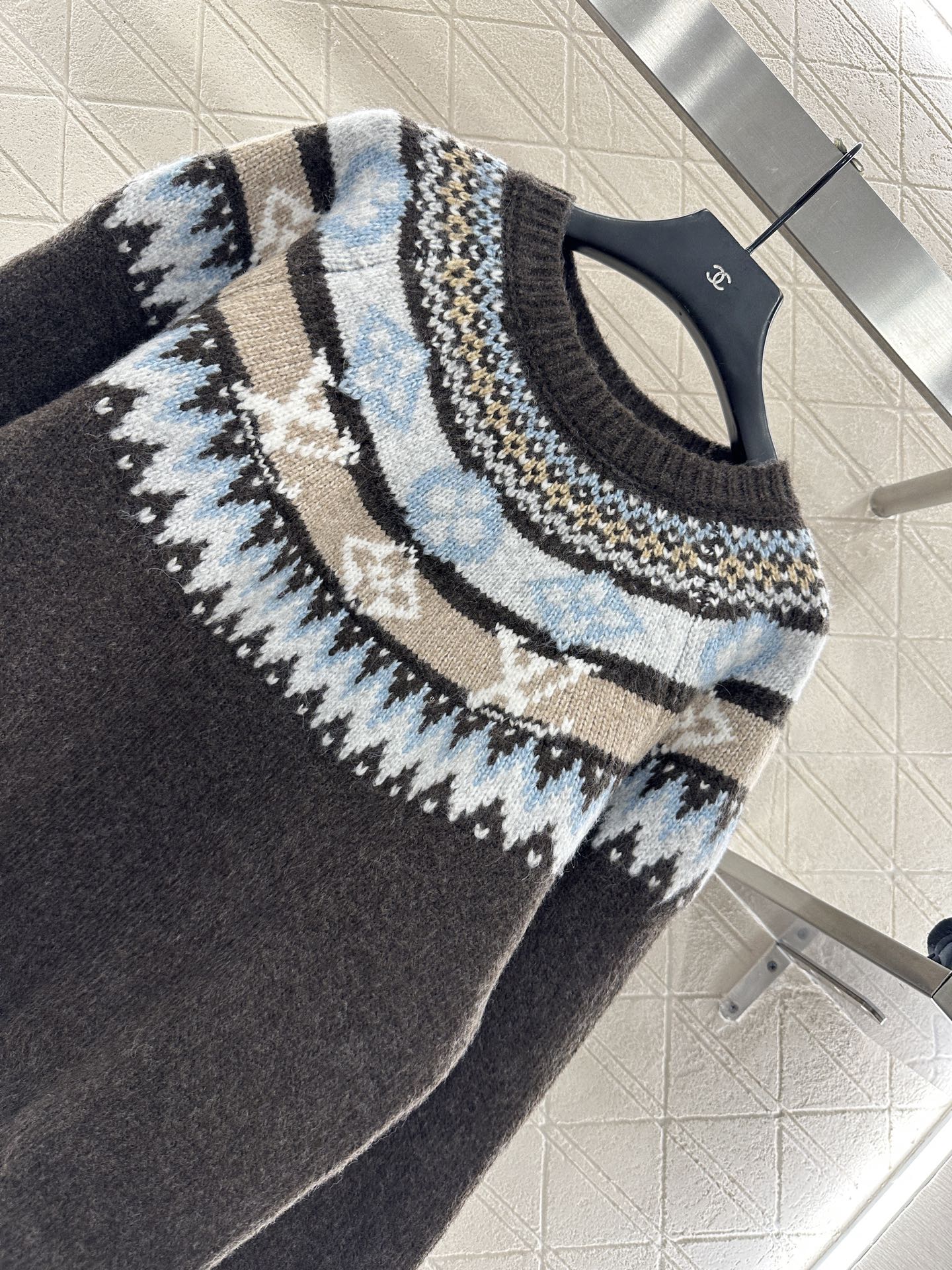 L 25 Crochet Crewneck Alpaca Sweater Ski Collection