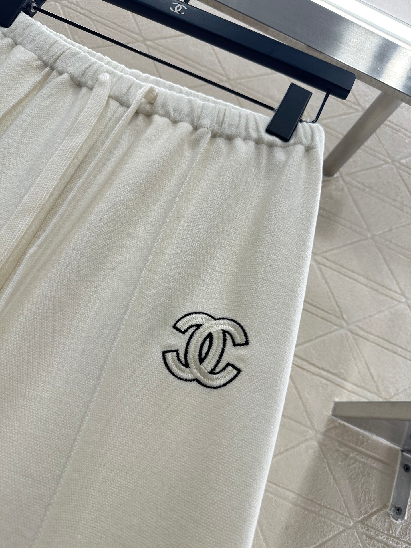 C 25 Wide drawstring wide leg pants