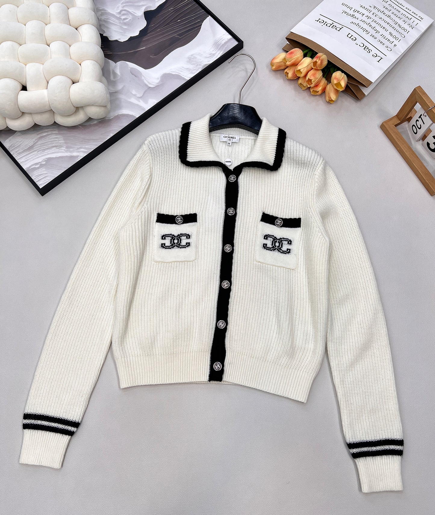C 25 Lapel wool and cashmere cardigan