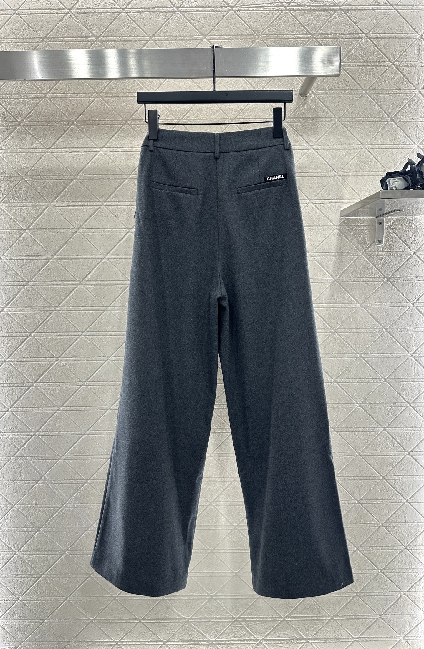 C 25 Scarf wide-leg trousers