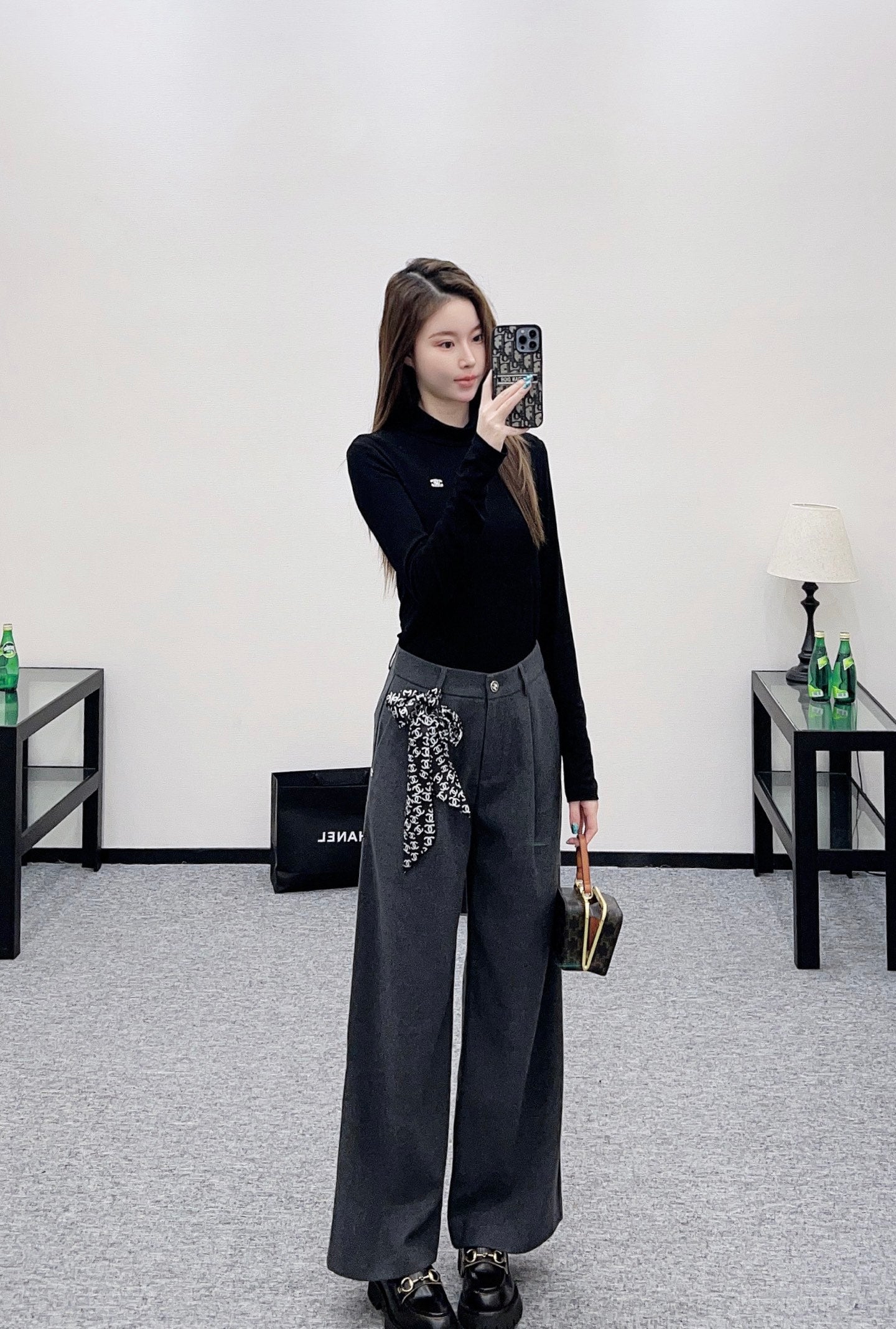 C 25 Scarf wide-leg trousers