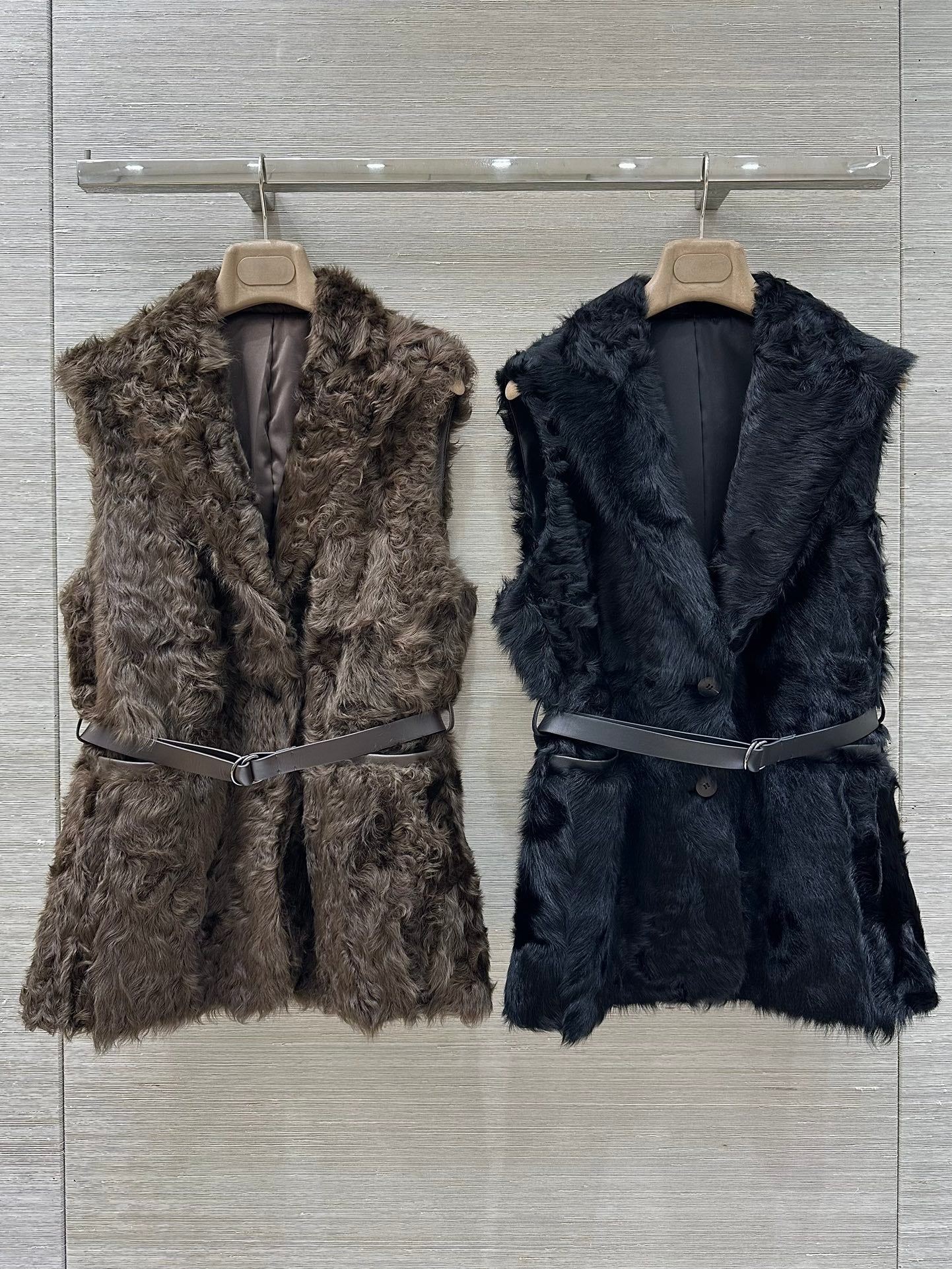Bru 25 Wool and sheepskin vest