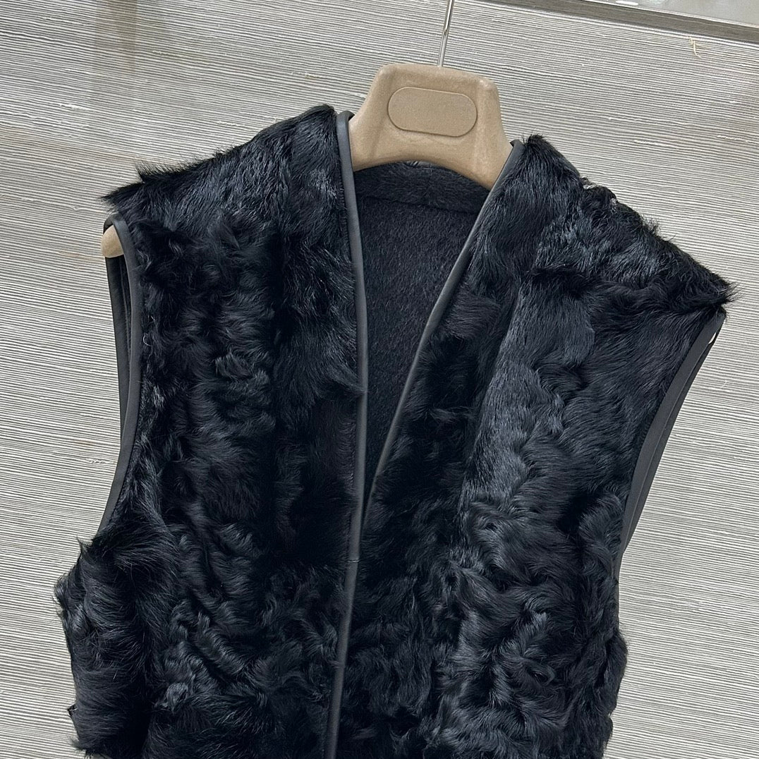 Lor 25 Wool and sheepskin vest
