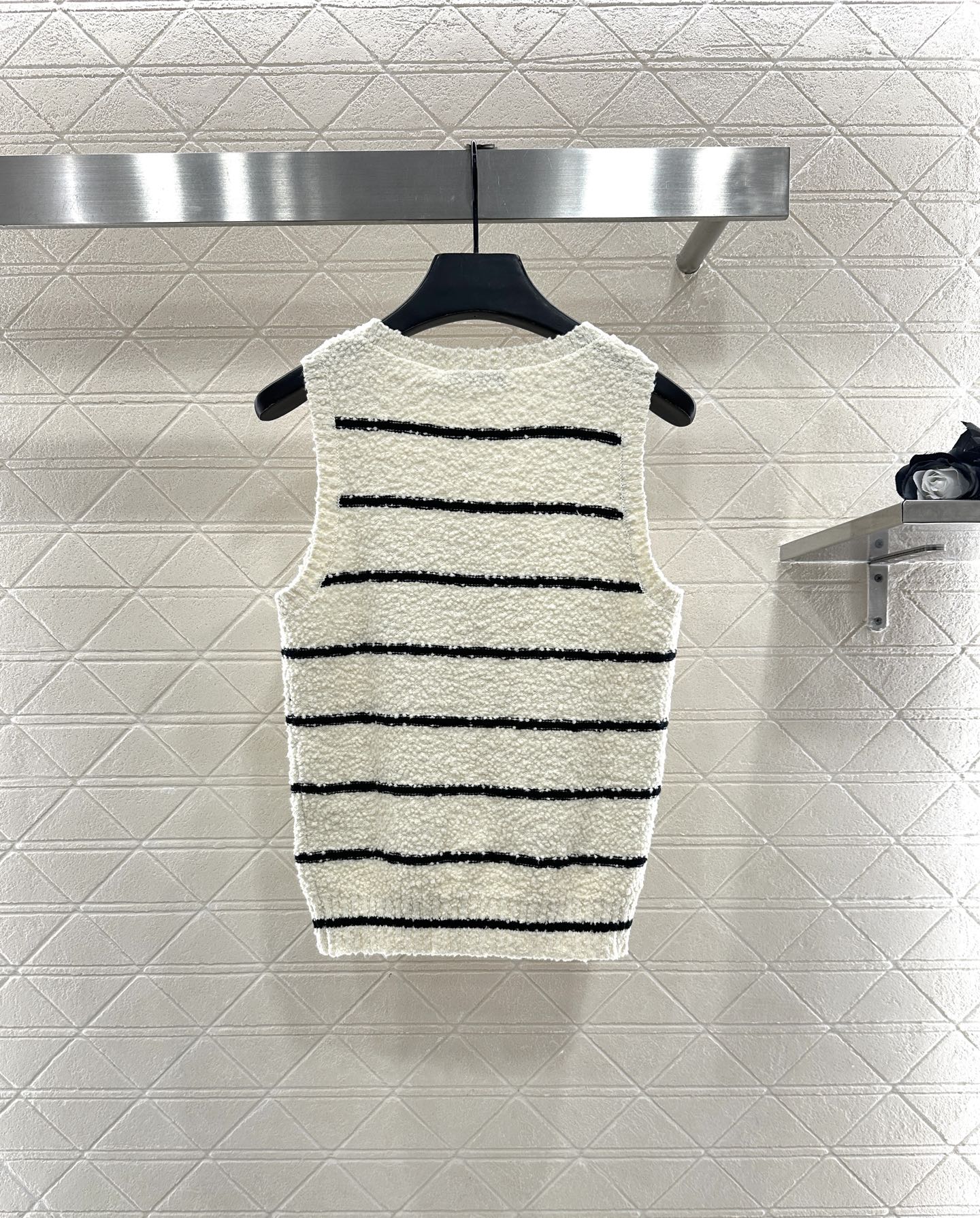 Di 25 Crew Neck Knit Cotton Wool Vest