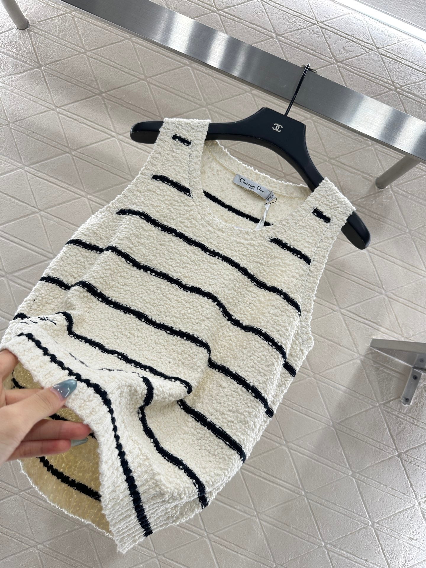Di 25 Crew Neck Knit Cotton Wool Vest