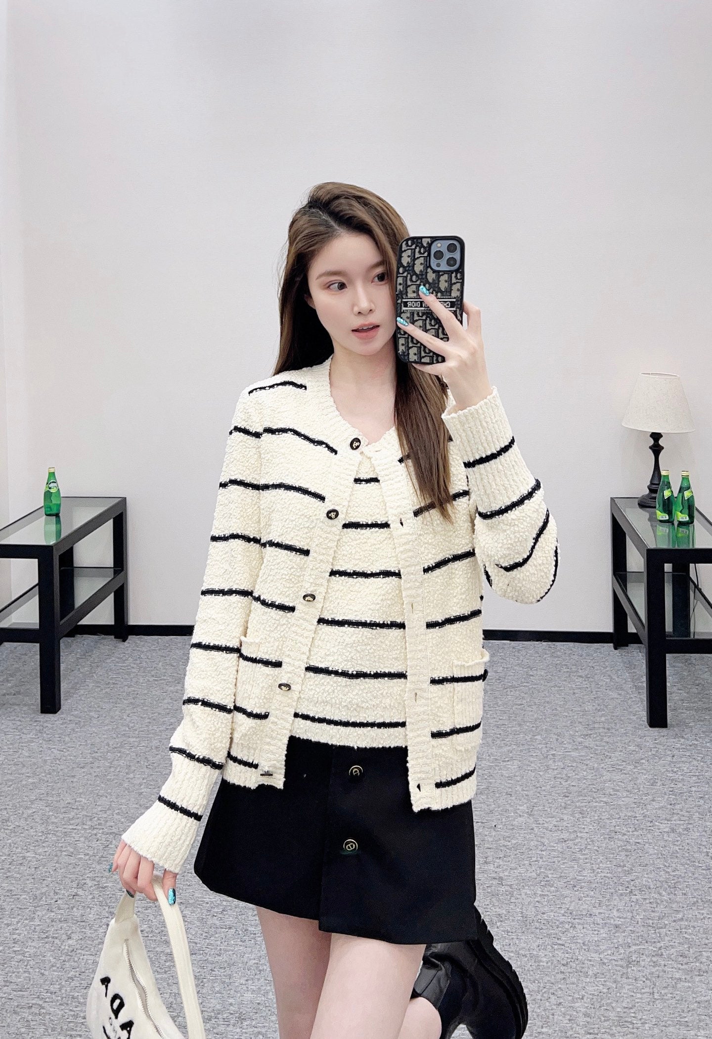 Di 25 Crew Neck Knit Cotton Wool Cardigan