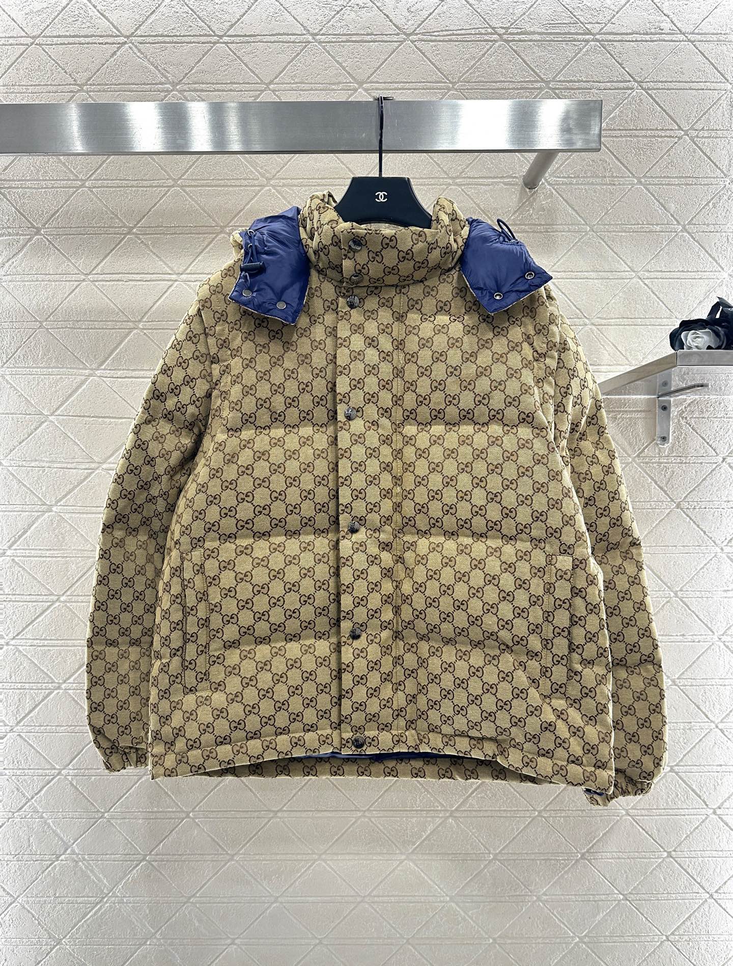 Gu 25 Detachable jacquard hooded down jacket