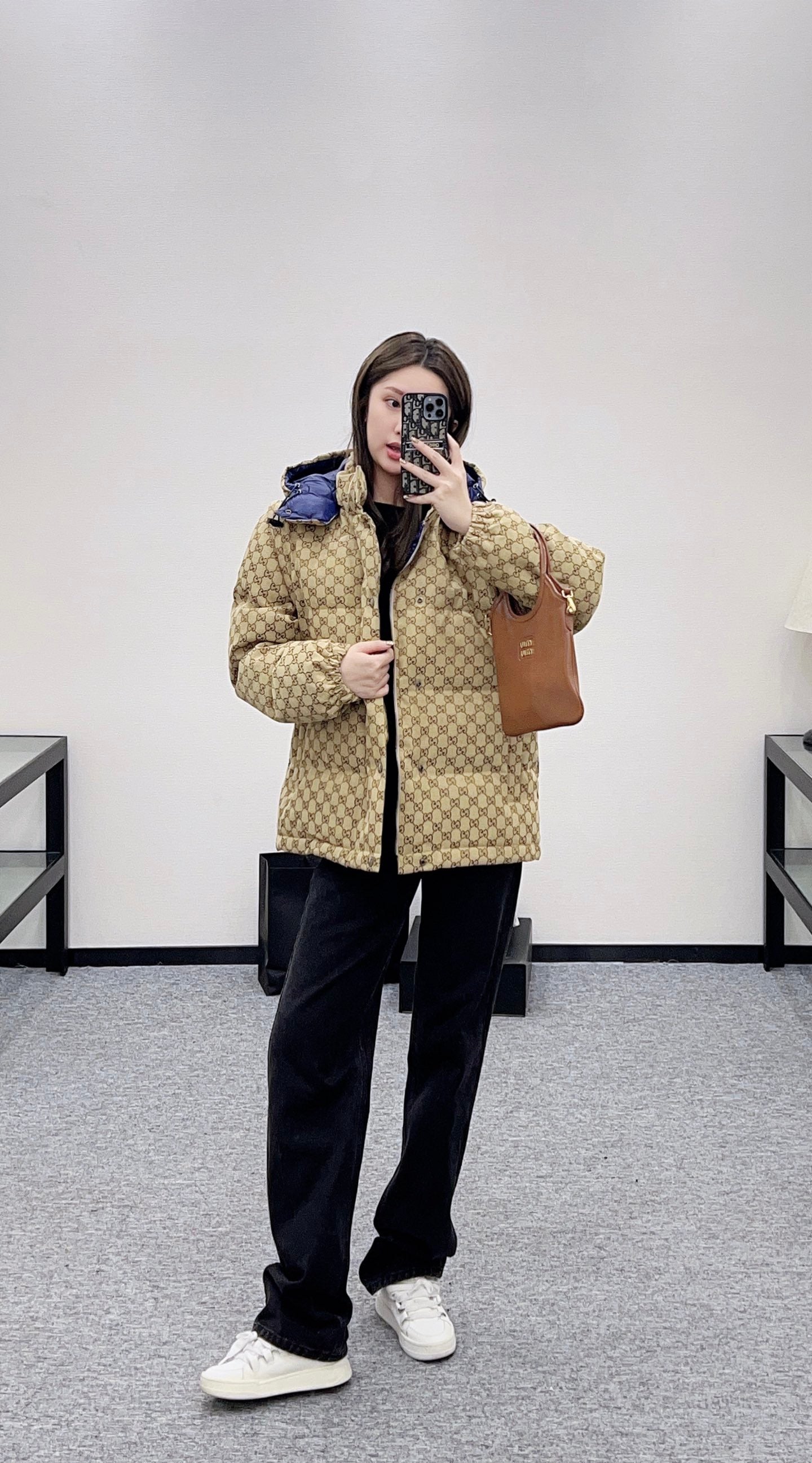 Gu 25 Detachable jacquard hooded down jacket