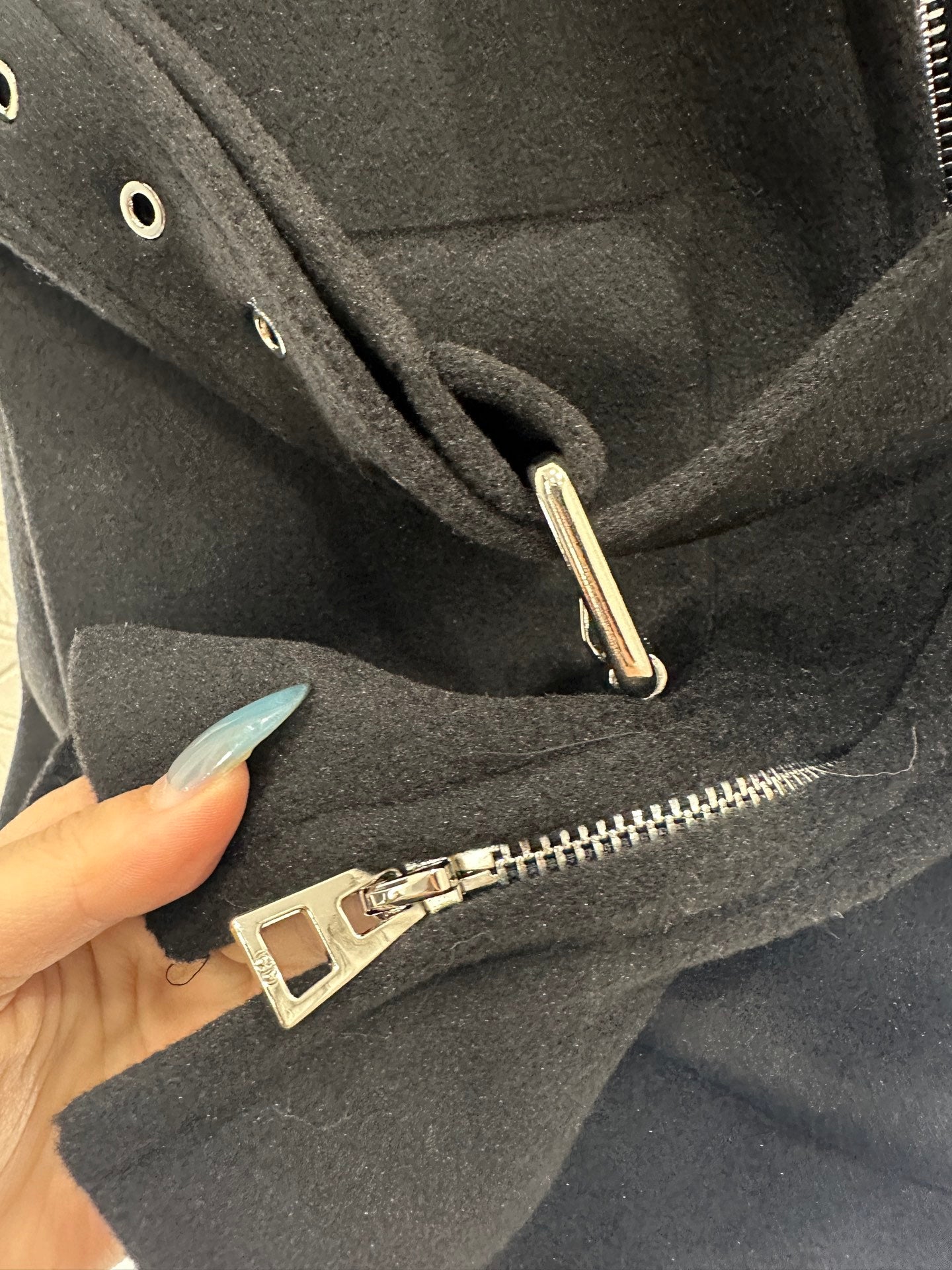 Di 25 Wool-blend jacket with drawstring hood