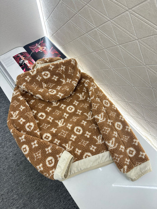 L 25 Hooded Teddy Sherpa Jacket