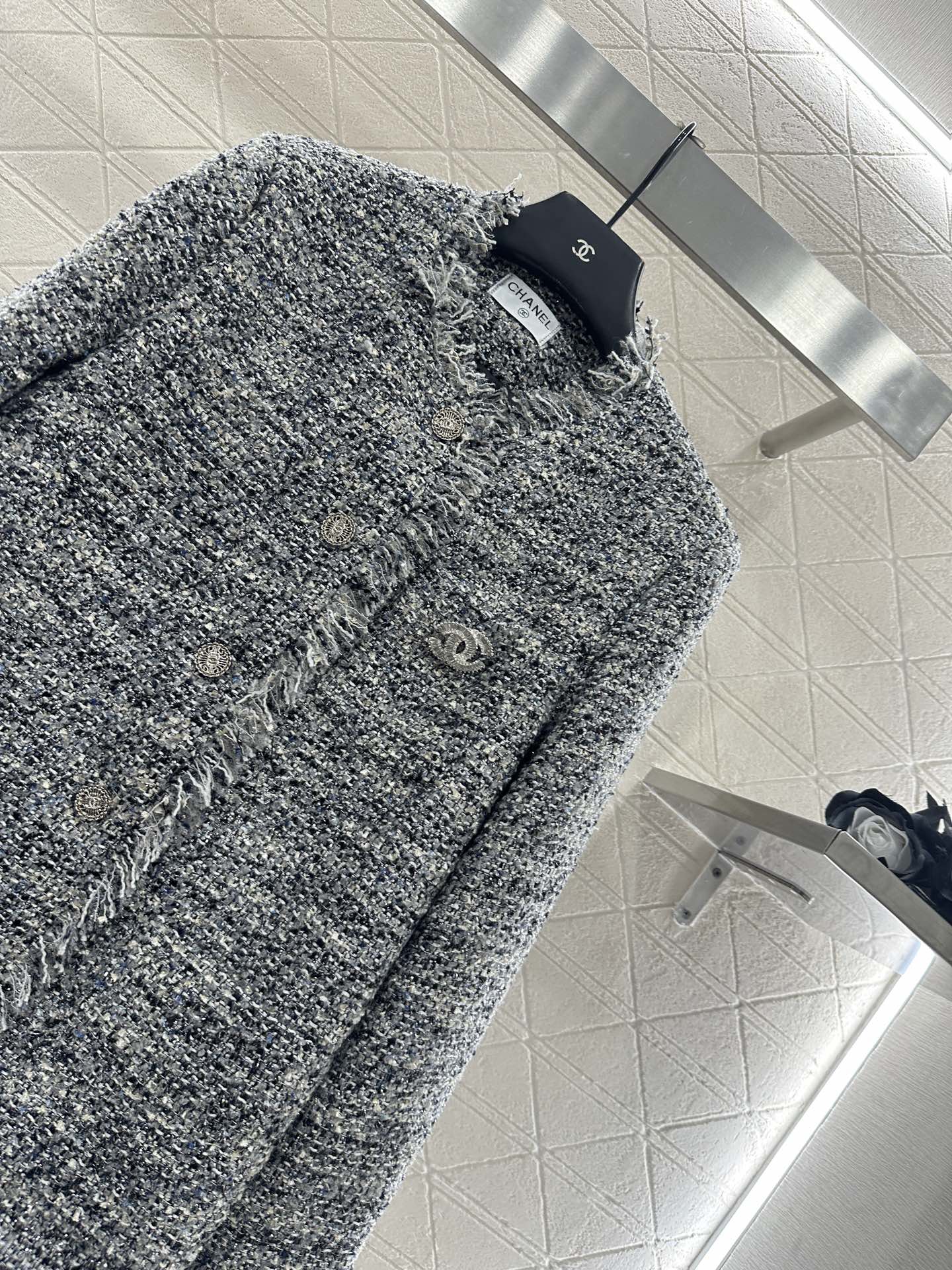 C 25 Fringed quilted wool coat