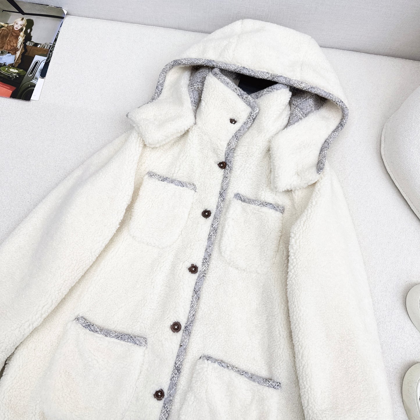 C 25 New Teddy Fur Mid-Length Hooded Jacket
