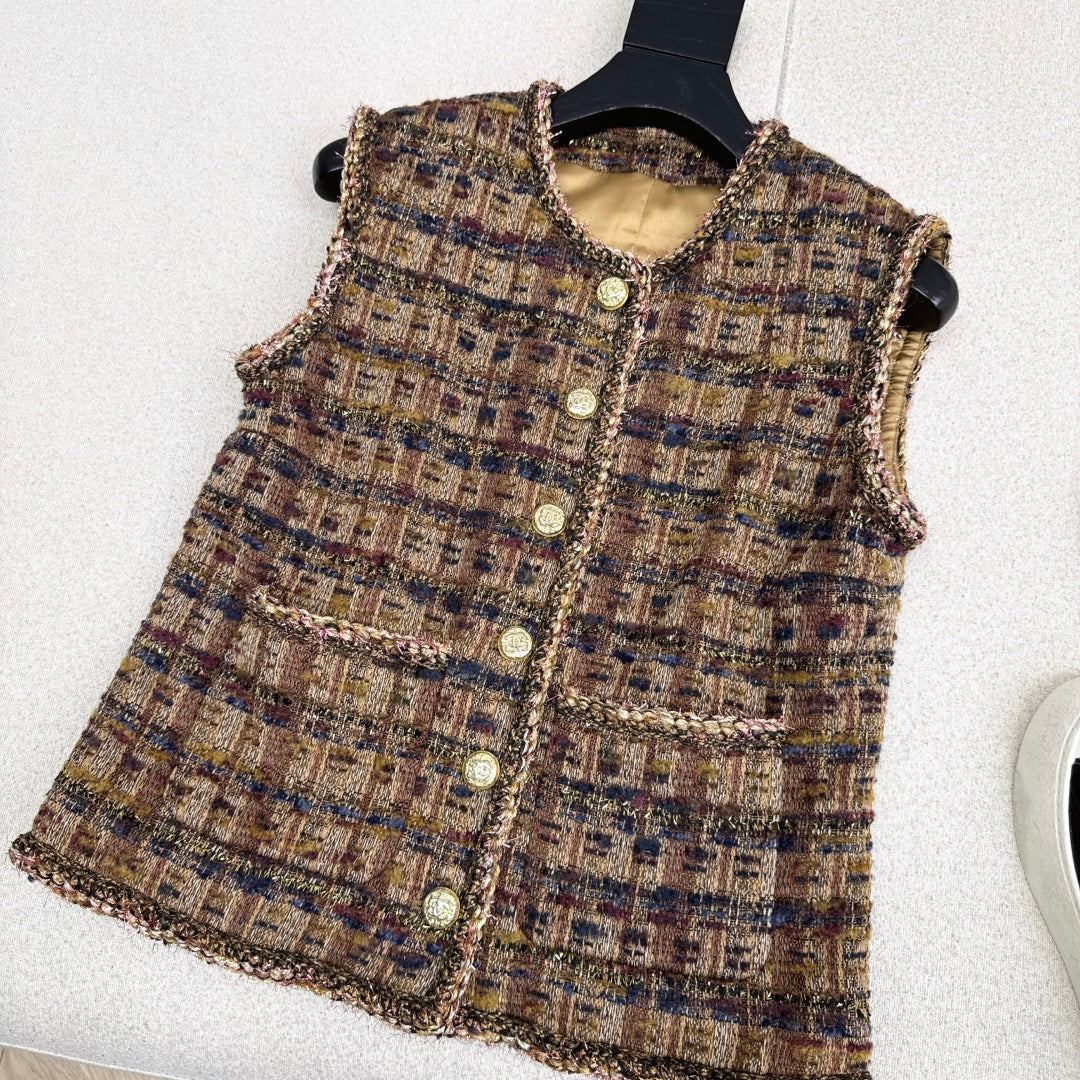C 25 New style braided trim sleeveless vest 🤎