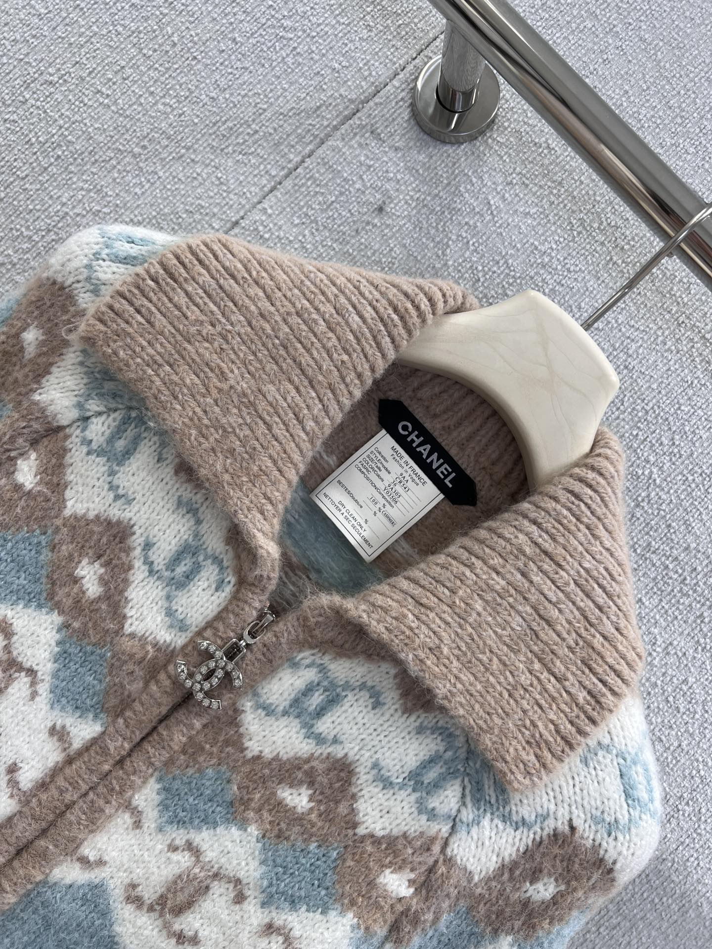C 25K Jacquard Knit Cashmere Cardigan - Haute Couture Collection