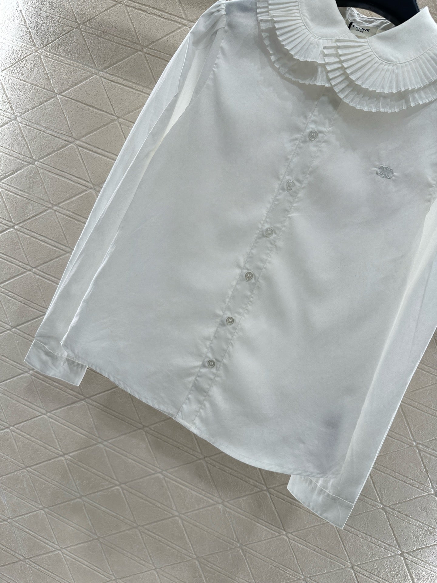Ce 25 pleated lapel shirt