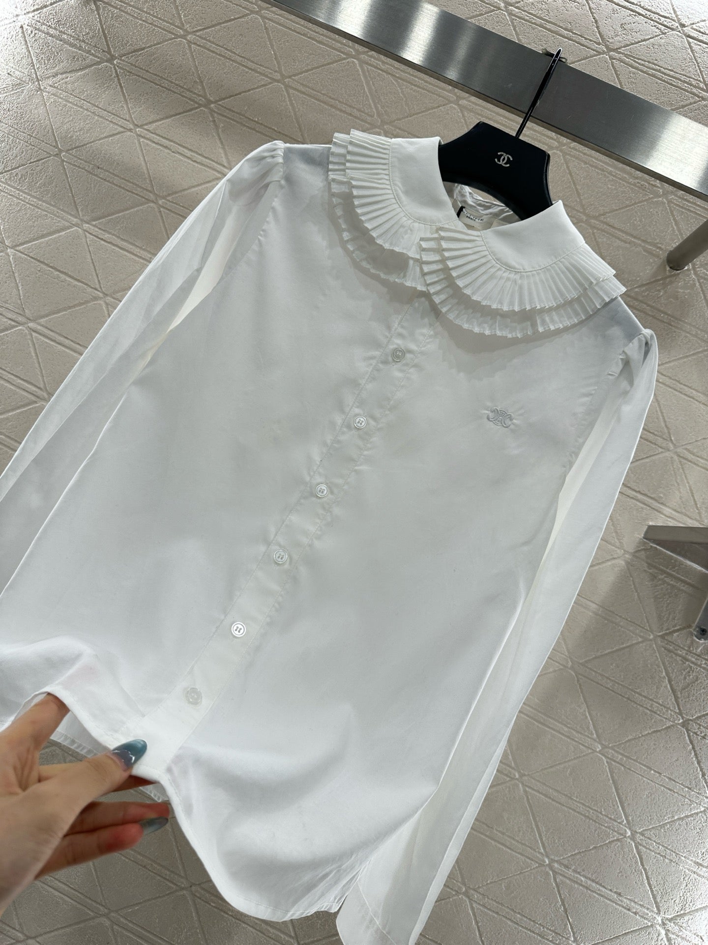 Ce 25 pleated lapel shirt