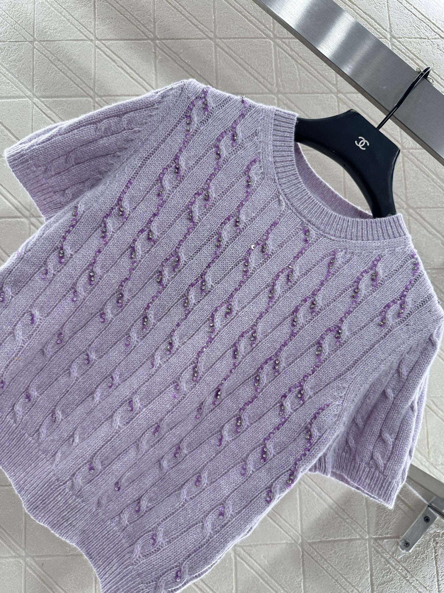 Gu 25 Cable Knit Rhinestone Short Sleeves