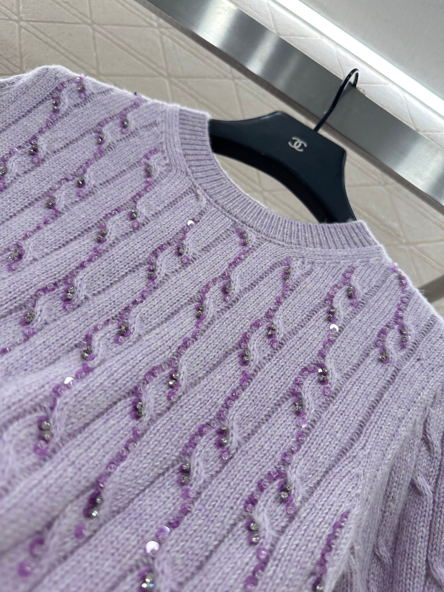 Gu 25 Cable Knit Rhinestone Short Sleeves