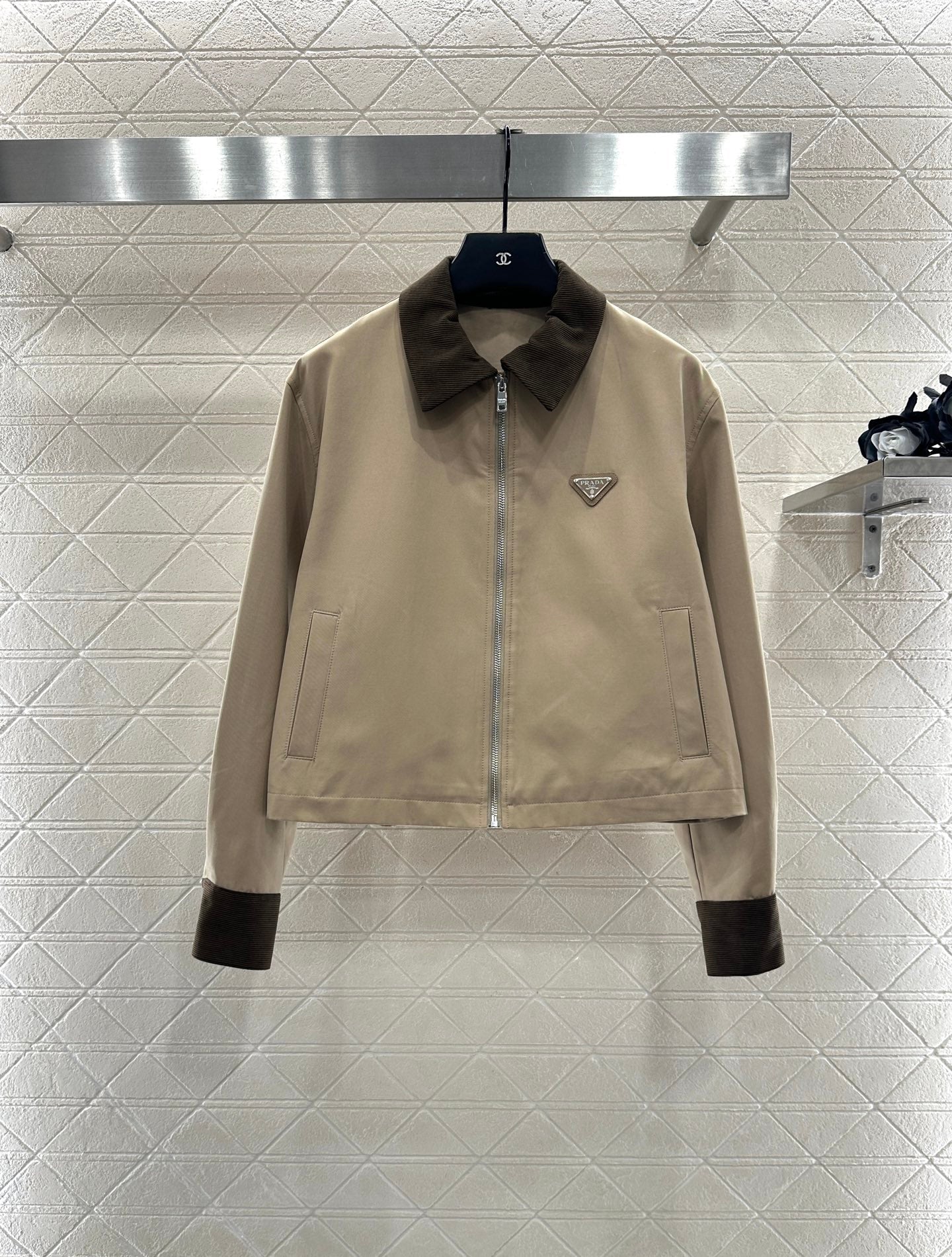 Pr 25 Corduroy collar jacket