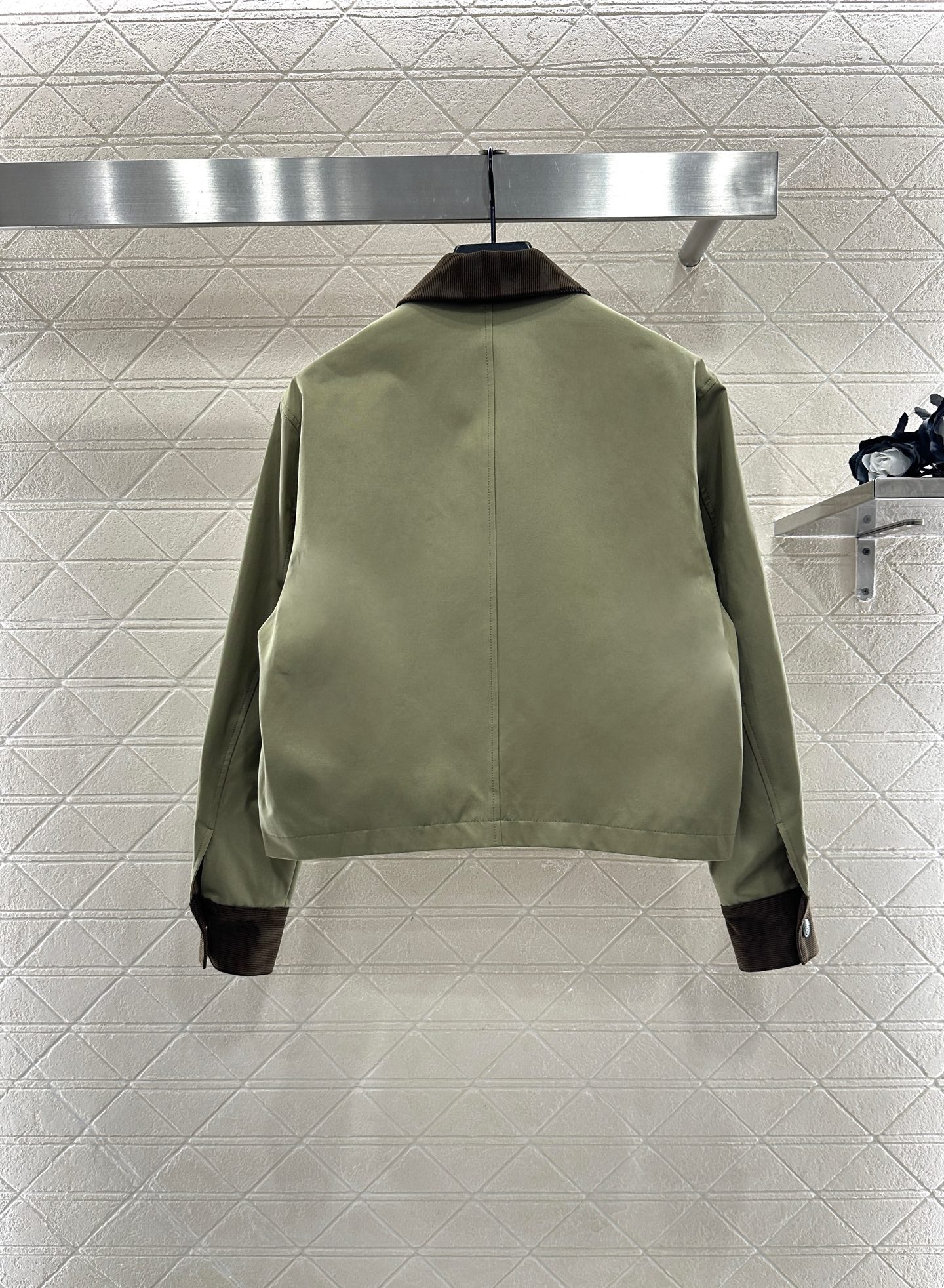 Pr 25 Corduroy collar jacket