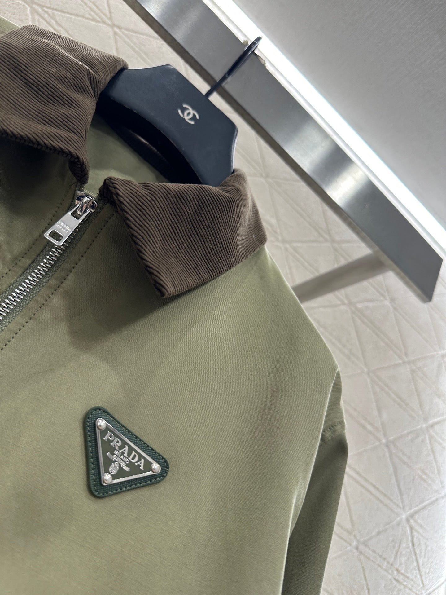 Pr 25 Corduroy collar jacket