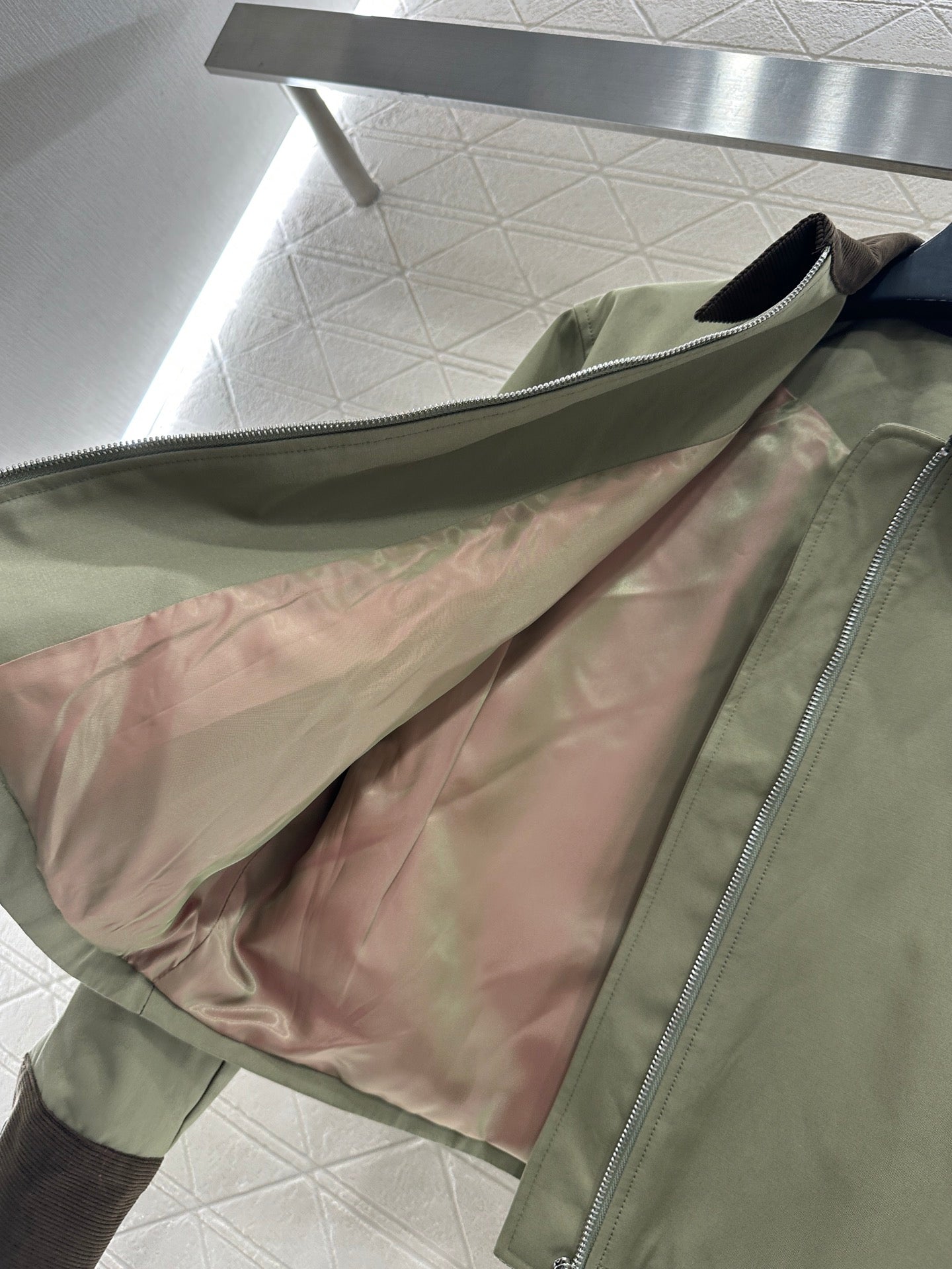 Pr 25 Corduroy collar jacket