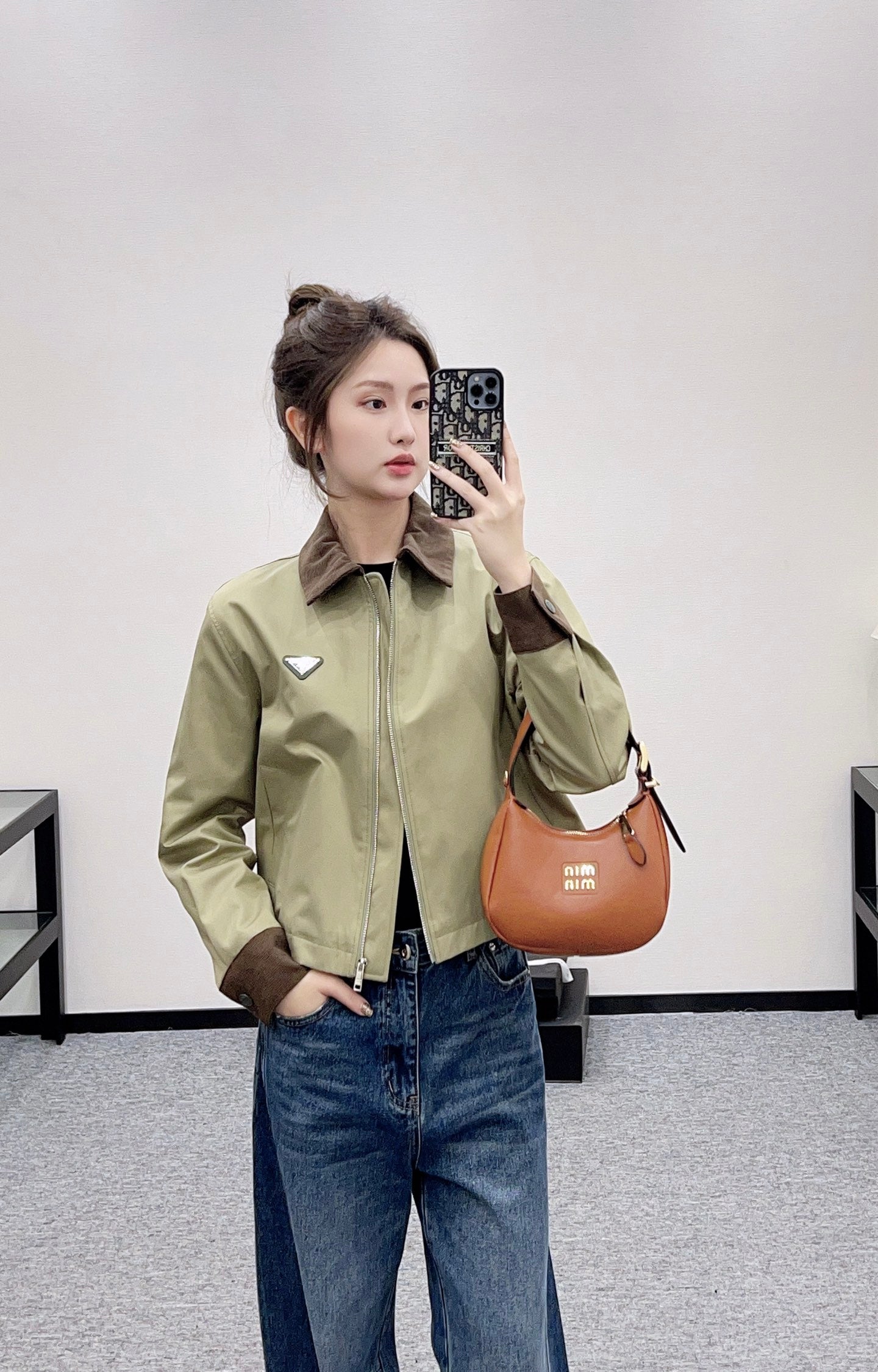 Pr 25 Corduroy collar jacket