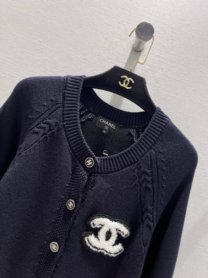 C 25 wool cardigan