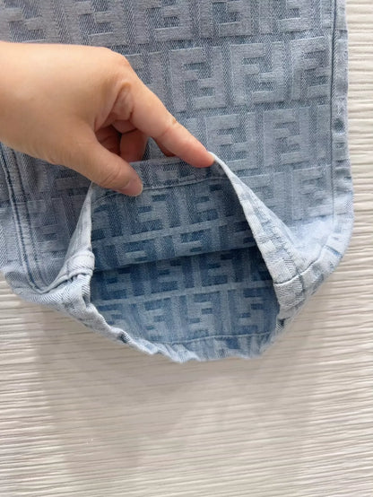 F 25 Neue beschriftete Jacquard Reißverschluss Revers Kurzarm 