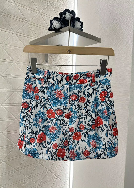 L 25 Shorts mit Blumenmuster 