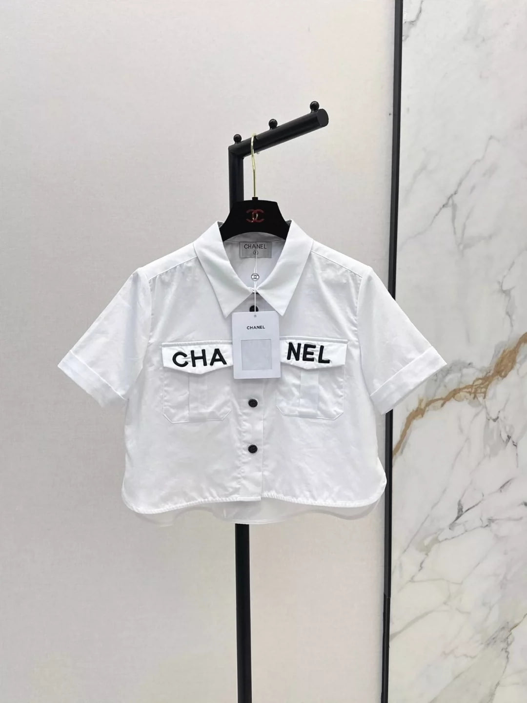 C 25 Spring/Summer New Pocket Flap Embroidery Letter Decoration Small Short Shirt