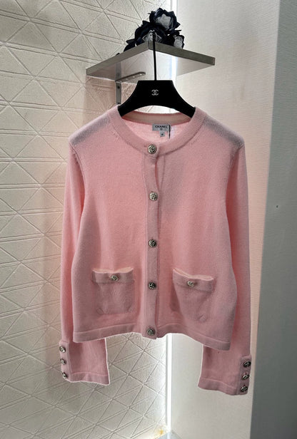 C 25 Knitted long-sleeved cardigan（beigi，pink，black）