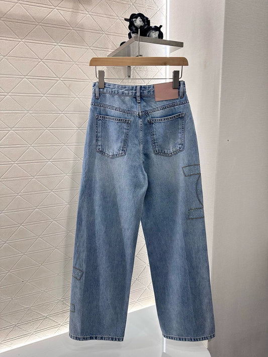 C 25 Weite Jeanshose mit Strass 