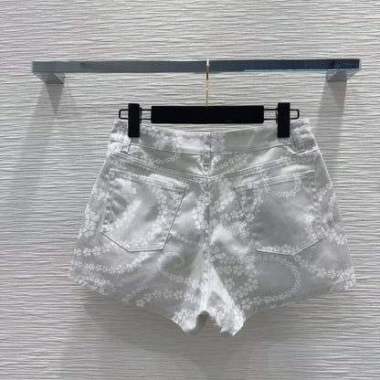 c 25 Neue Shorts mit Taschen und Print in Kontrastfarbe 