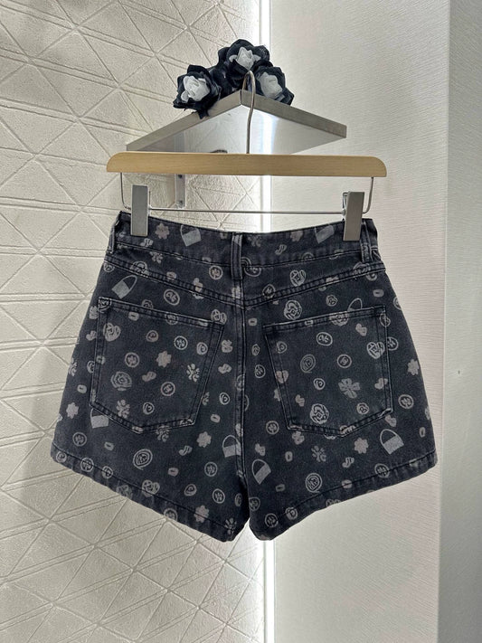 C 25 Jeansshorts mit Laserdruck 