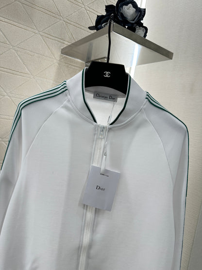 D 25 Zip-up jacket and pants set