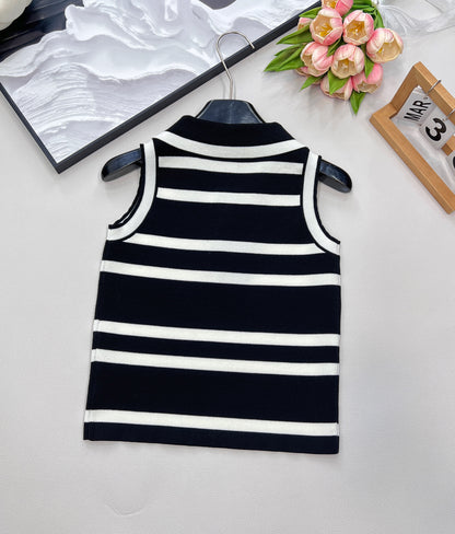 Y 25 New lapel embroidered letter striped vest.