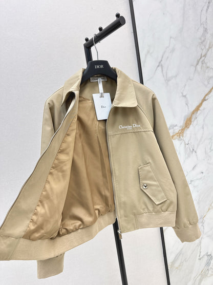 Di 25 Bee Embroidered Round Neck Coat