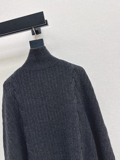 Lor 25 100% wool shawl cape