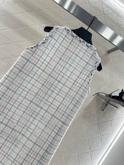 C 25 Woven wool vest dress