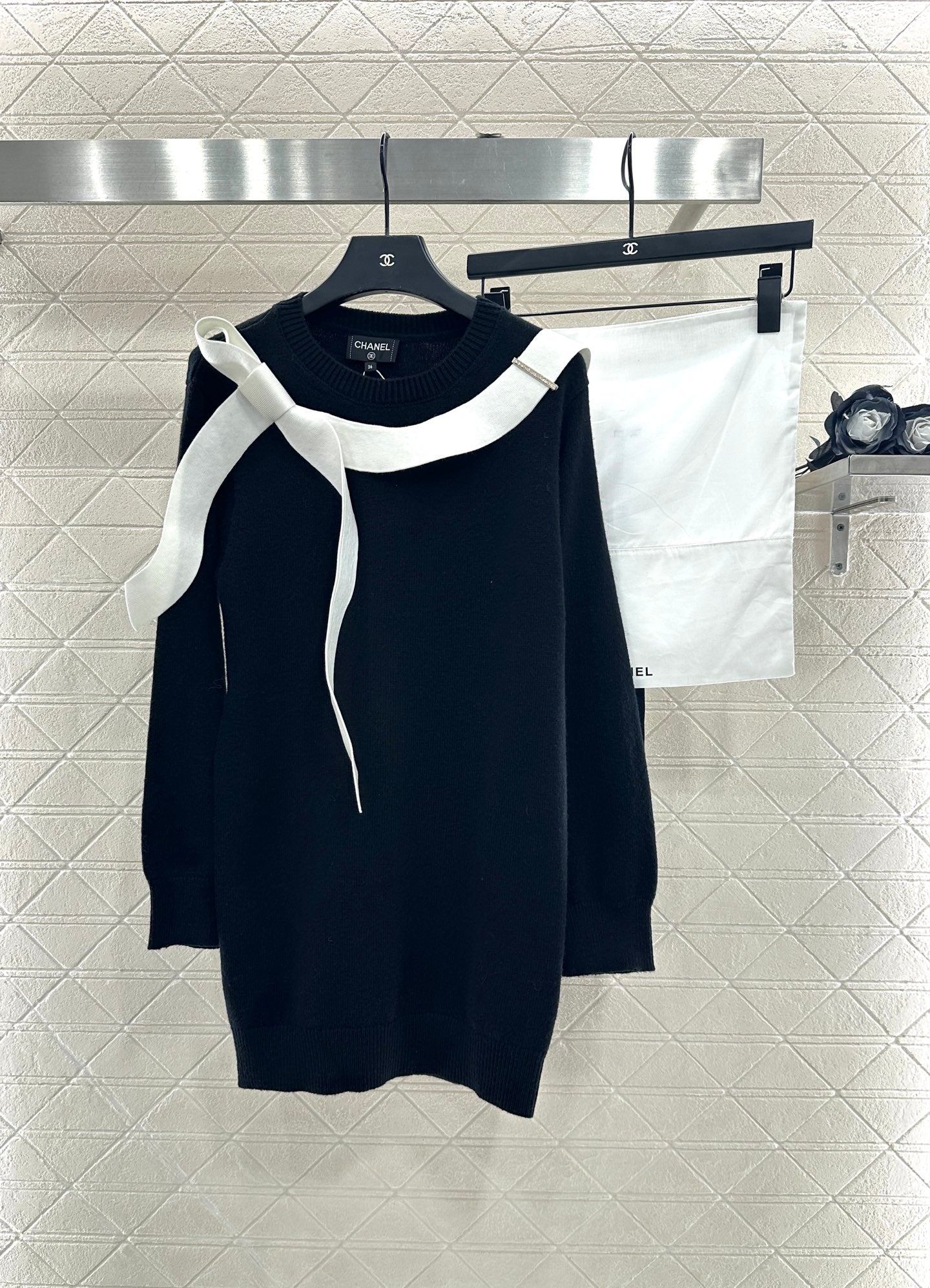 C 25 Bow Knit Cashmere Dress sweater