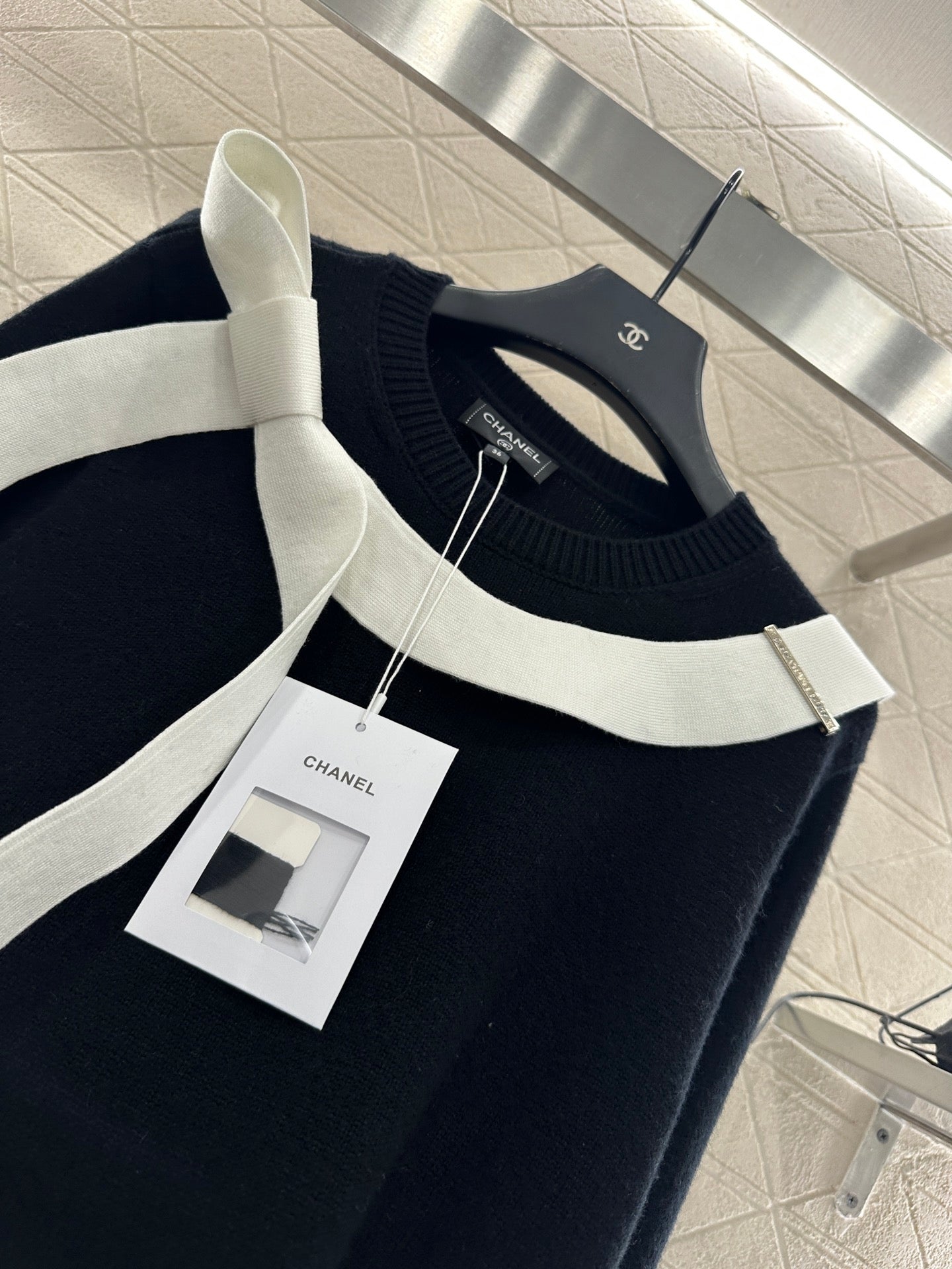 C 25 Bow Knit Cashmere Dress sweater
