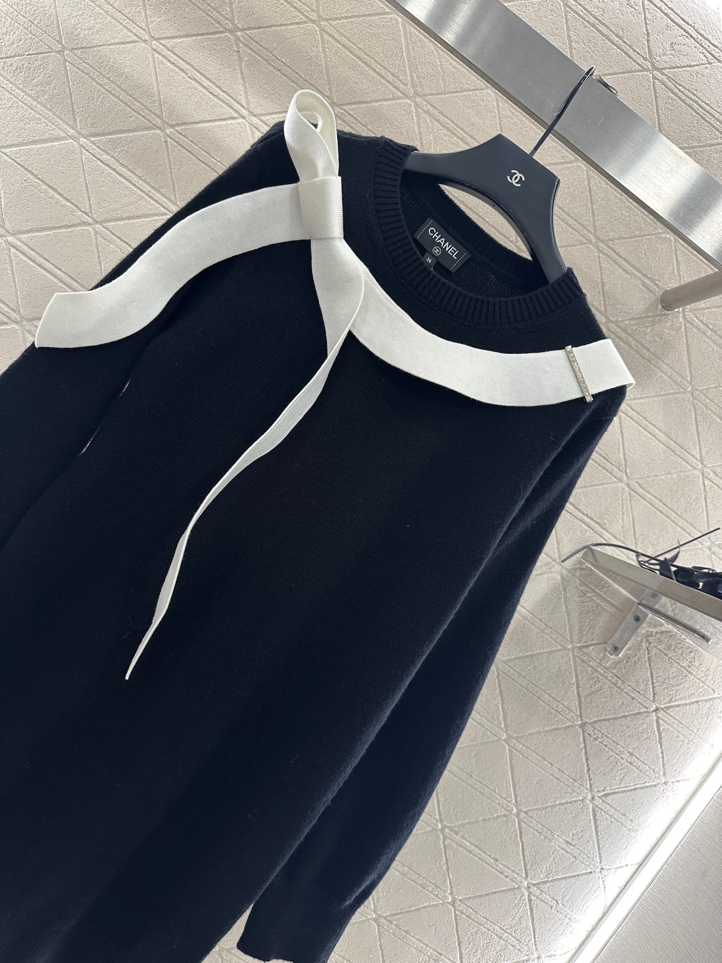 C 25 Bow Knit Cashmere Dress sweater
