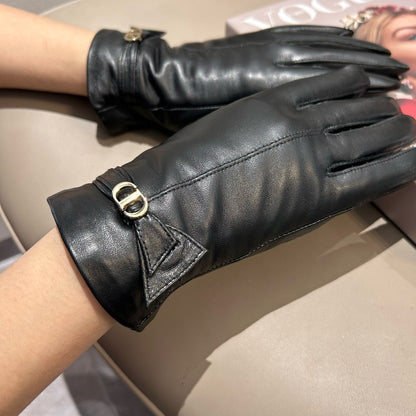 Di 25 Simple logo sheepskin gloves