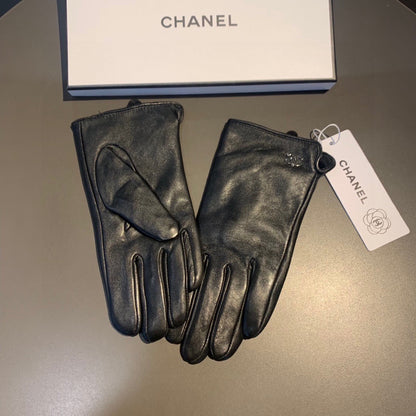 C 25 sheepskin gloves